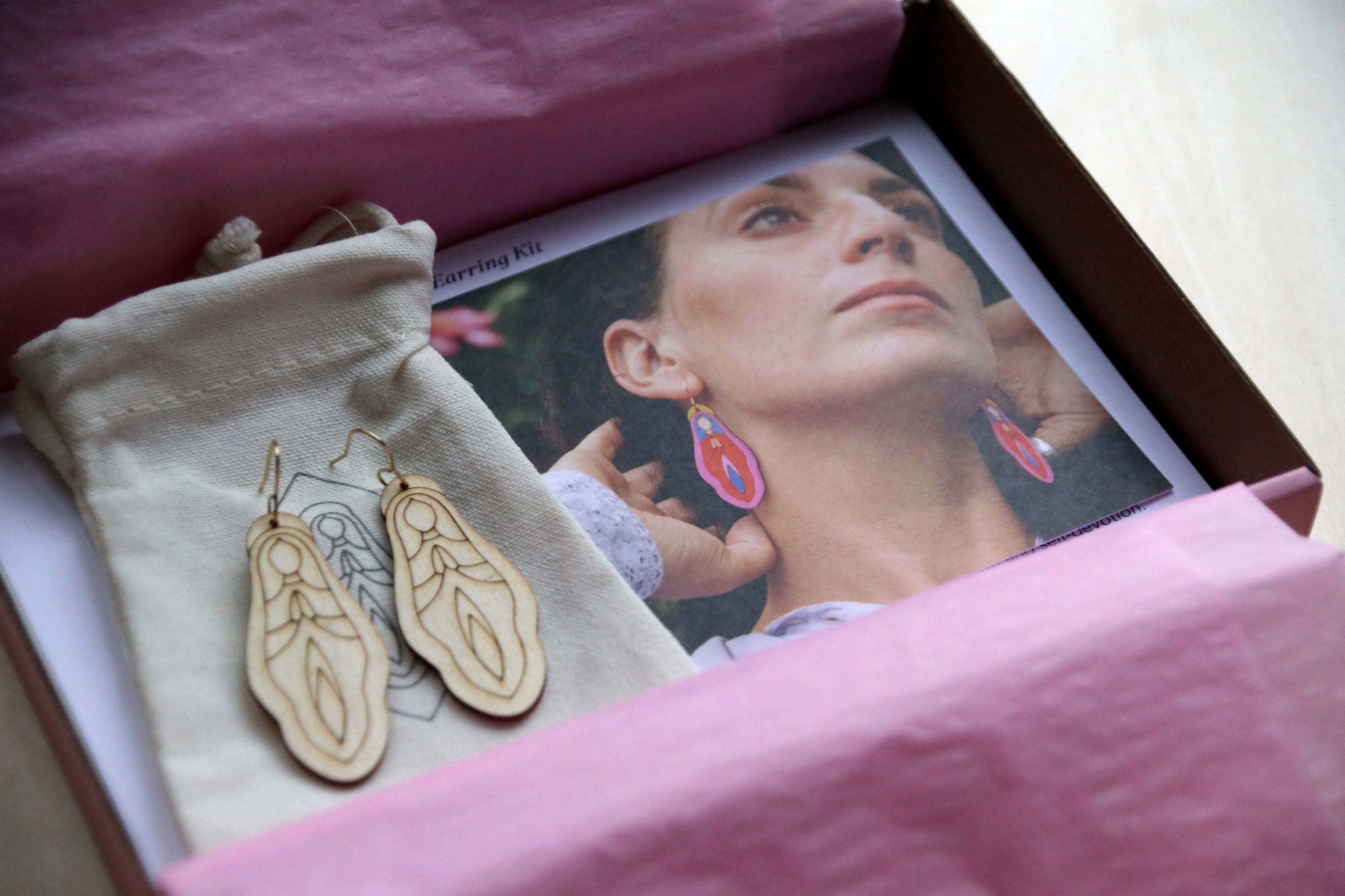 Holy Vulva Earring Kit